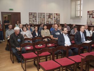 Felolvasóülés a veszprémi levéltárban