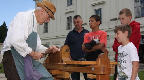 Faesztergályos